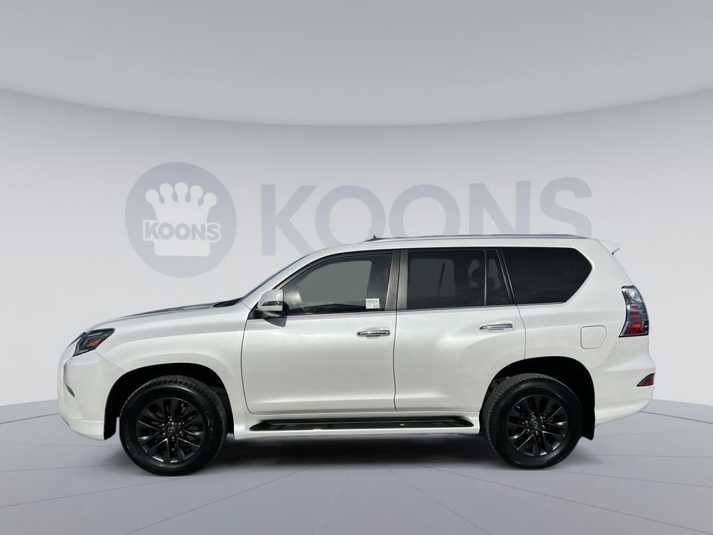 Used 2023 Lexus GX 460 Premium w/ Premium Package image 2