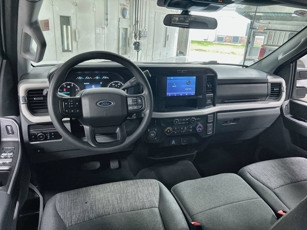 Used 2025 Ford F350 XLT AWD/4WD image 19