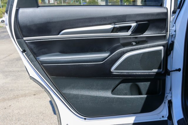 Used 2022 Kia Telluride S image 13