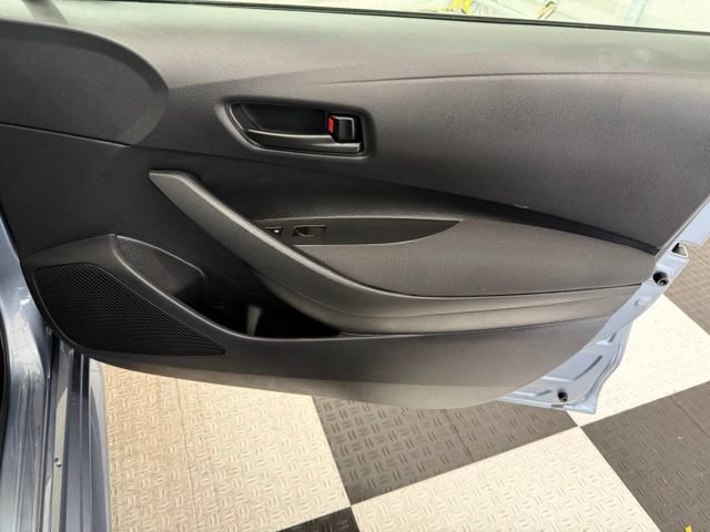 Used 2025 Toyota Corolla LE FWD image 21