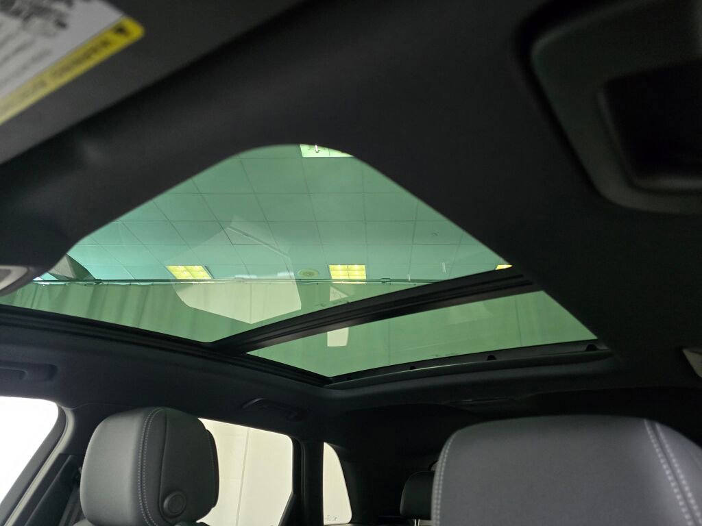 New 2025 Audi Q3 2.0T Premium image 29