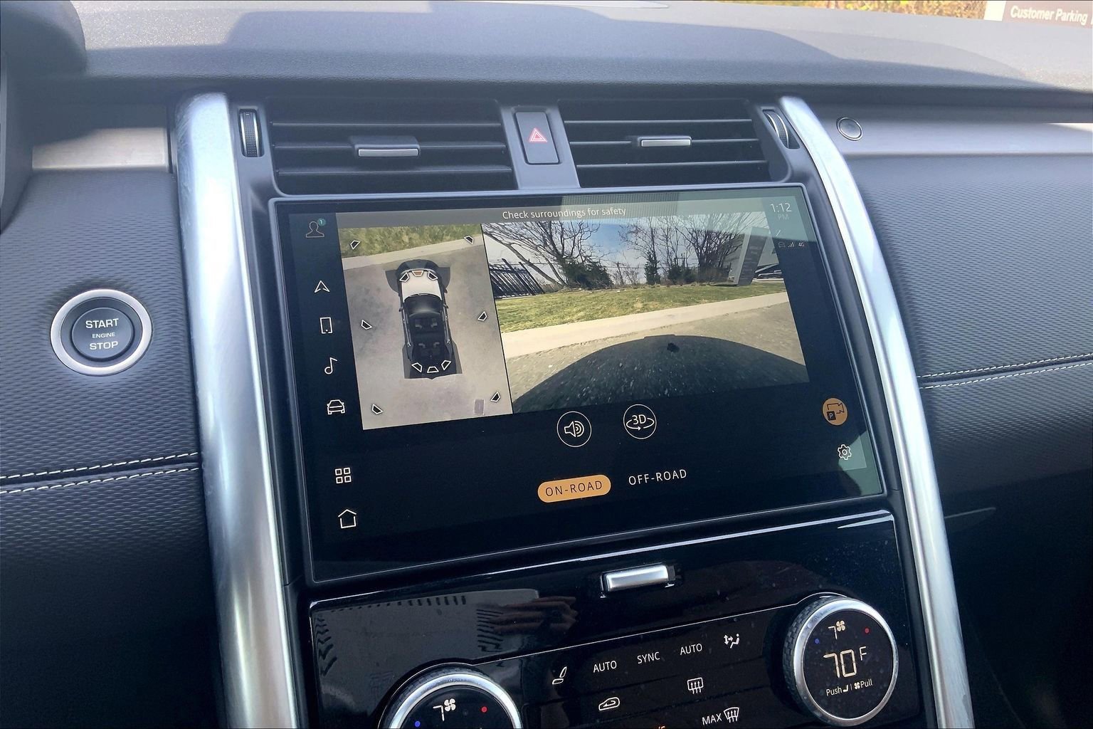 Used 2025 Land Rover Discovery Dynamic SE AWD/4WD image 26