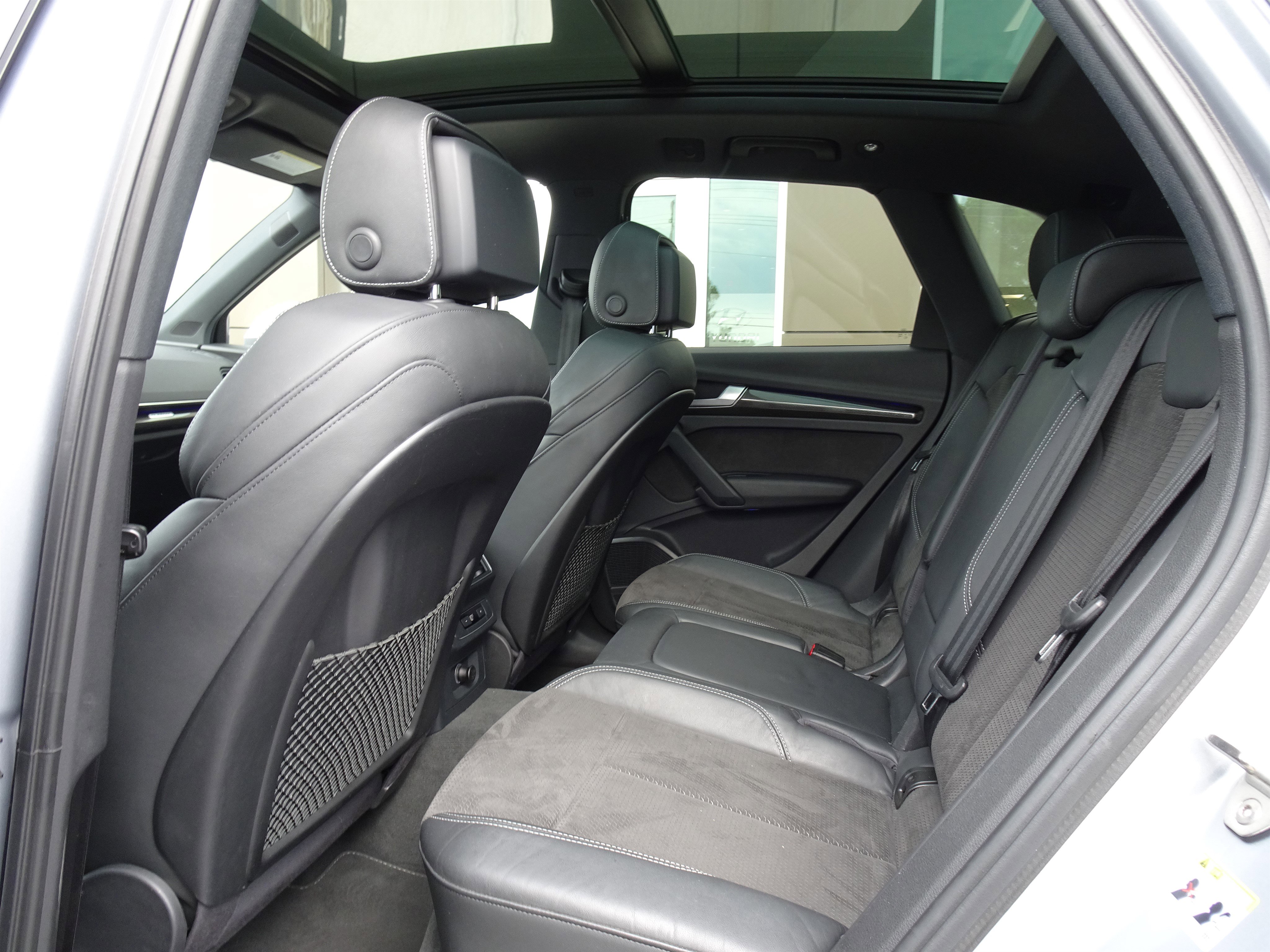 Used 2018 Audi SQ5 Prestige AWD/4WD image 15