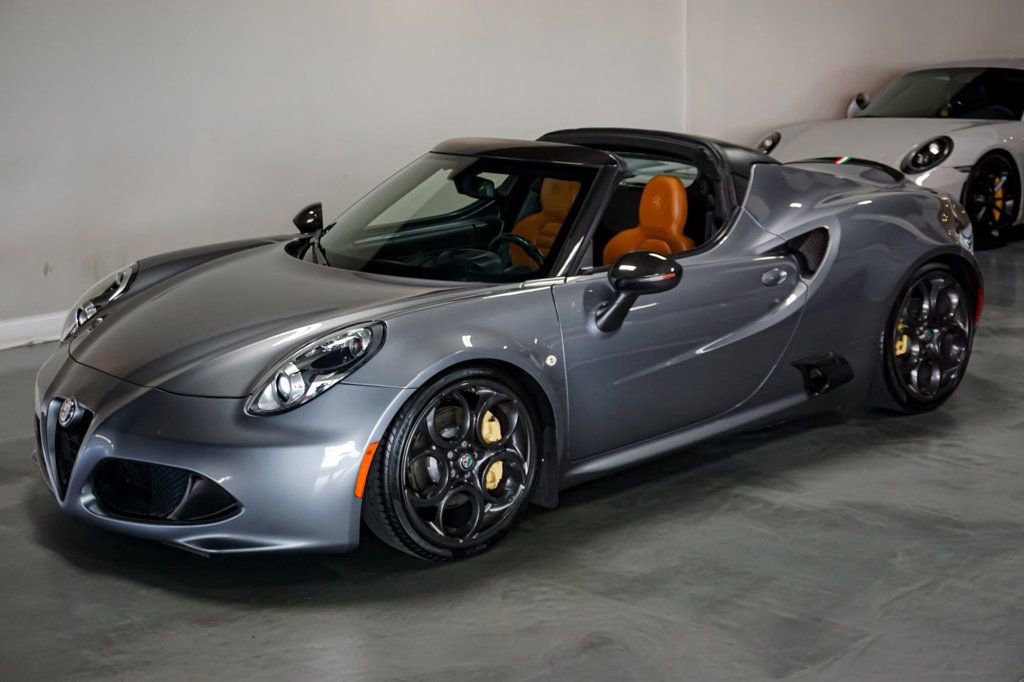 Used 2020 Alfa Romeo 4C Spider w/ Bright Package RWD image 30