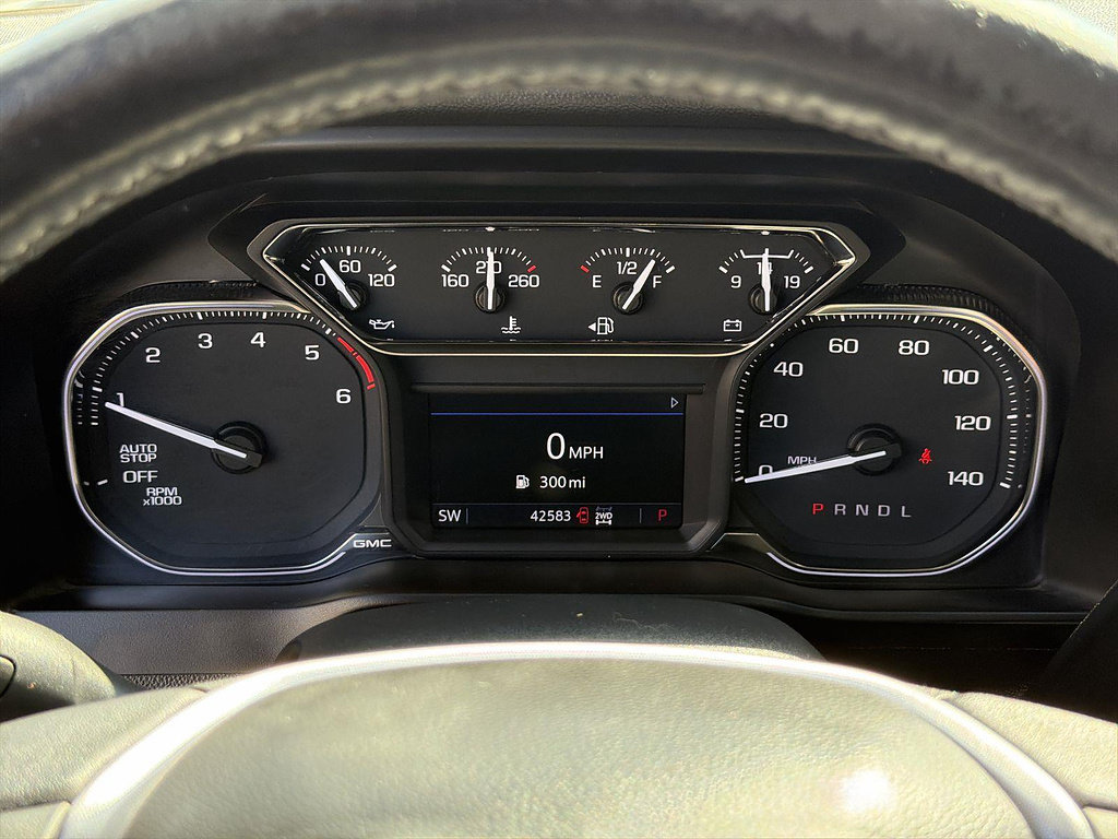 Used 2021 GMC Sierra 1500 Elevation w/ LPO, Elevation Black Package AWD/4WD image 10