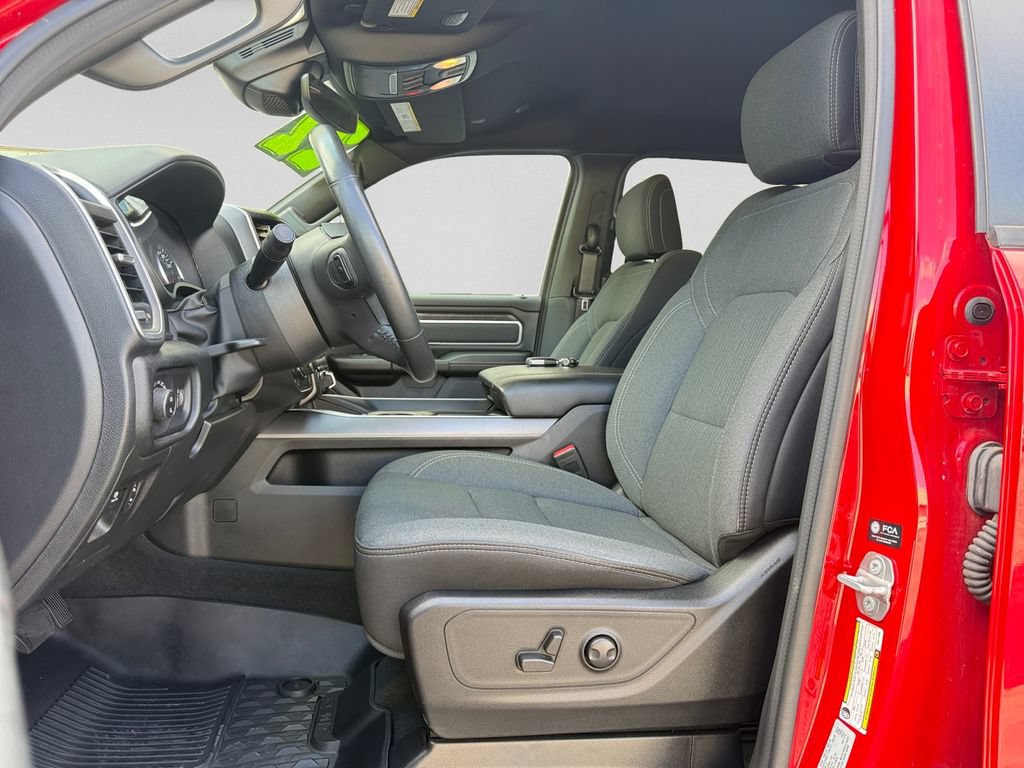 Used 2022 RAM 1500 Big Horn AWD/4WD image 22