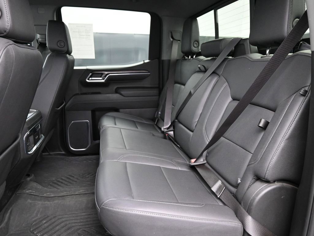 Used 2024 Chevrolet Silverado 1500 LTZ image 28