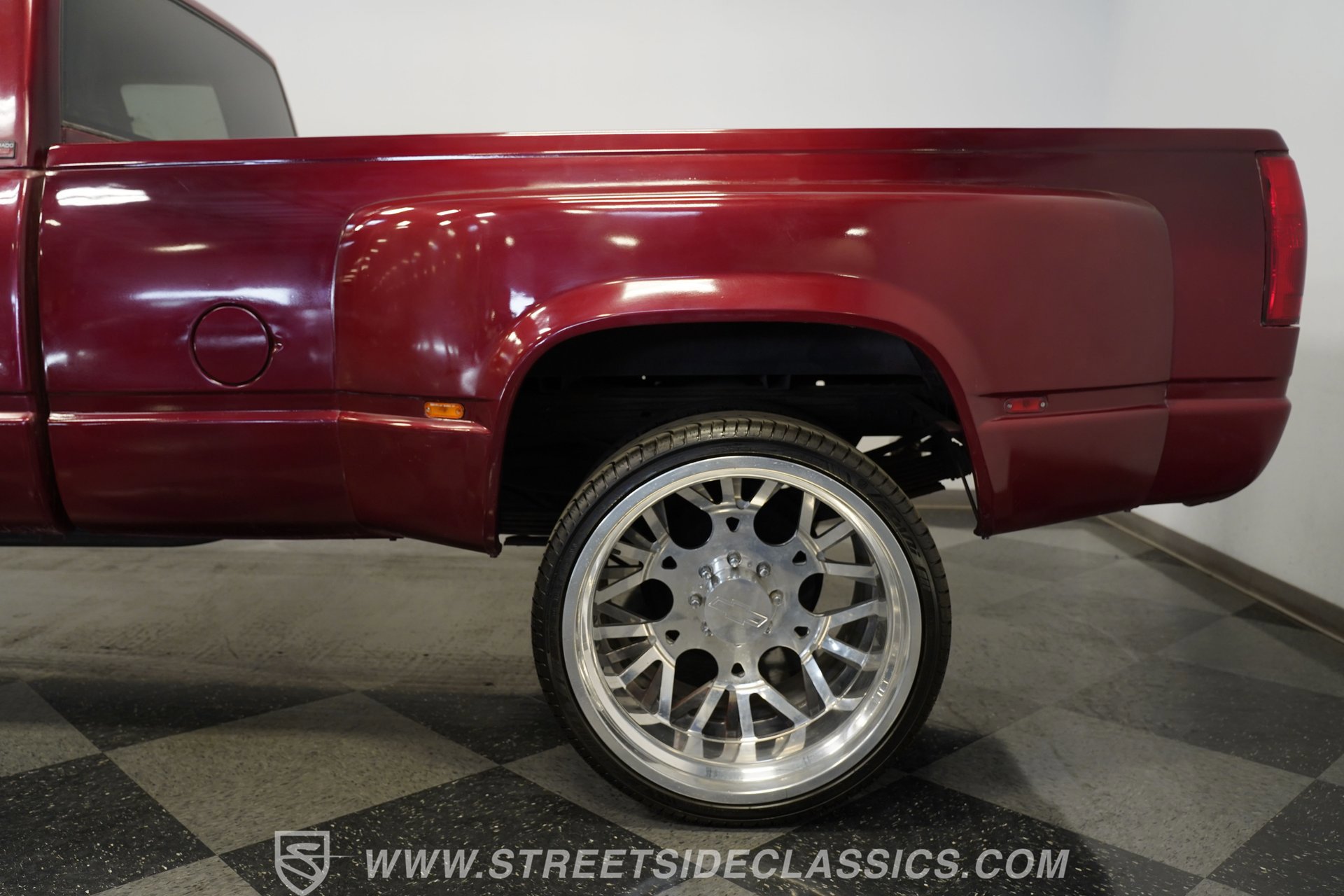 Used 1990 Chevrolet Silverado 3500 2WD Extended Cab image 24