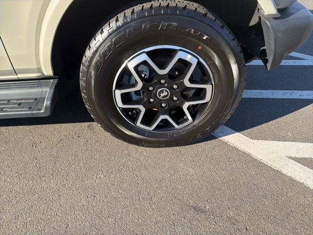 Used 2025 Ford Bronco Outer Banks image 23