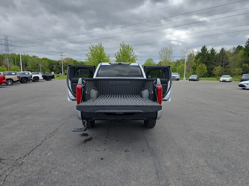 Used 2026 Toyota Tundra SR5 AWD/4WD image 14
