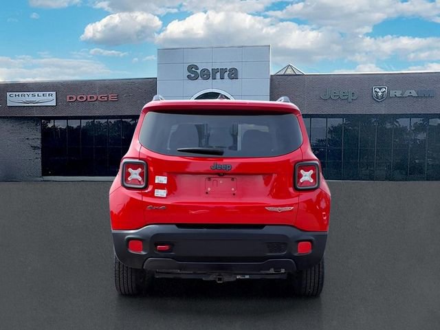Used 2016 Jeep Renegade Trailhawk AWD/4WD image 5