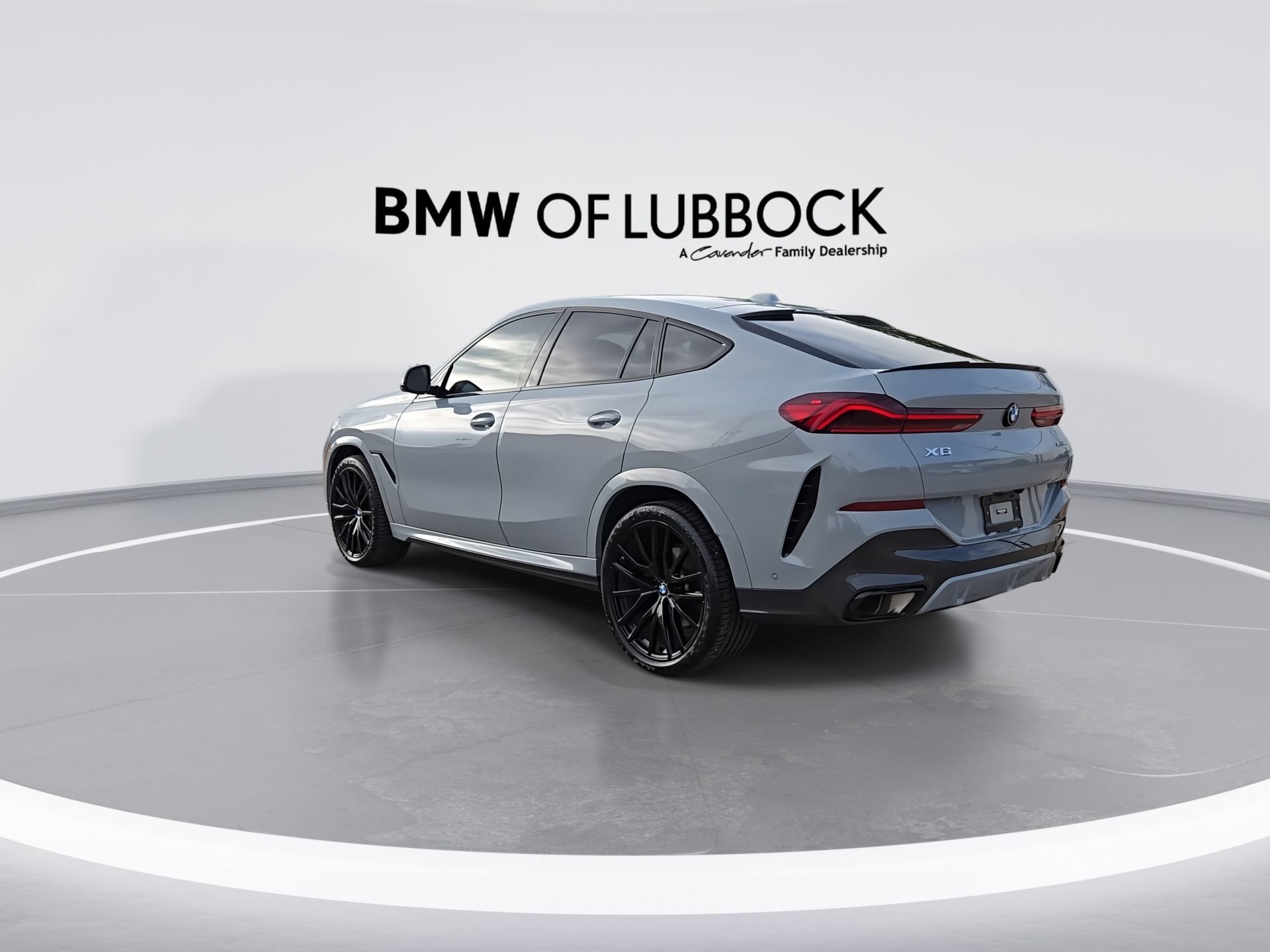 Certified 2024 BMW X6 xDrive40i w/ Premium Package AWD/4WD image 6