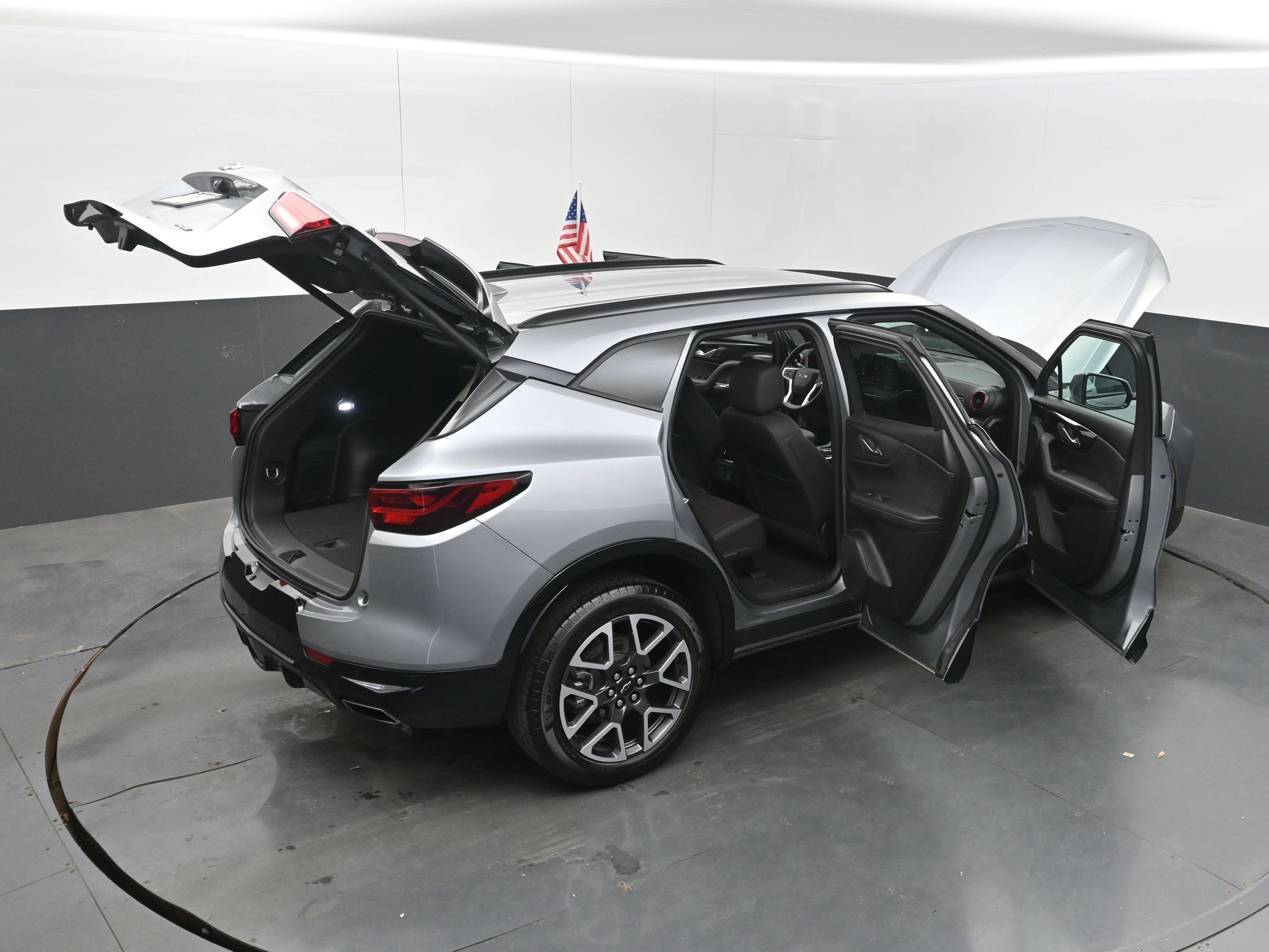 Used 2025 Chevrolet Blazer RS FWD image 46