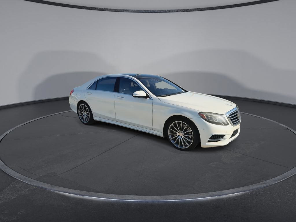 Used 2016 Mercedes-Benz S 550 Sedan image 2