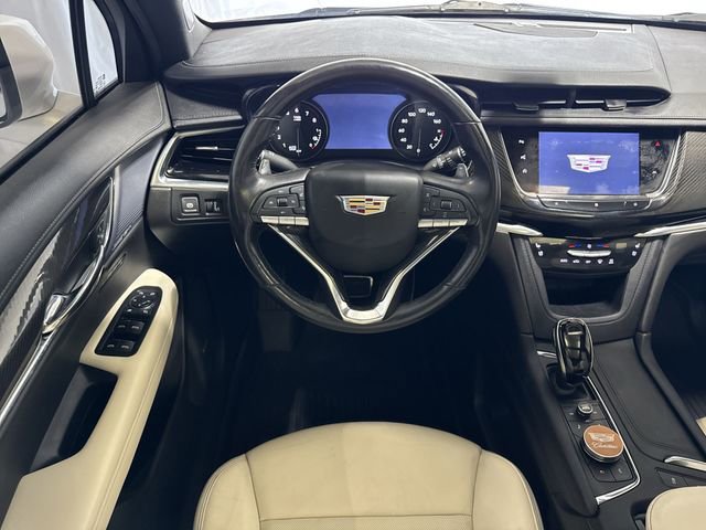 Used 2021 Cadillac XT6 Sport image 16