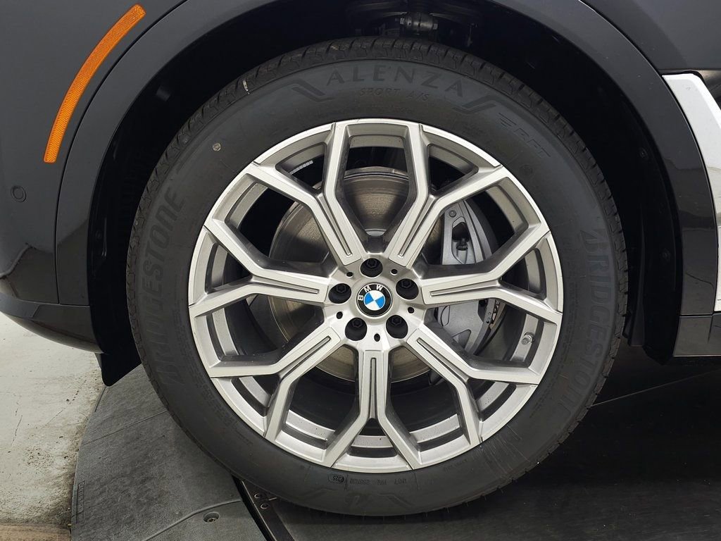 New 2026 BMW X7 xDrive40i image 8