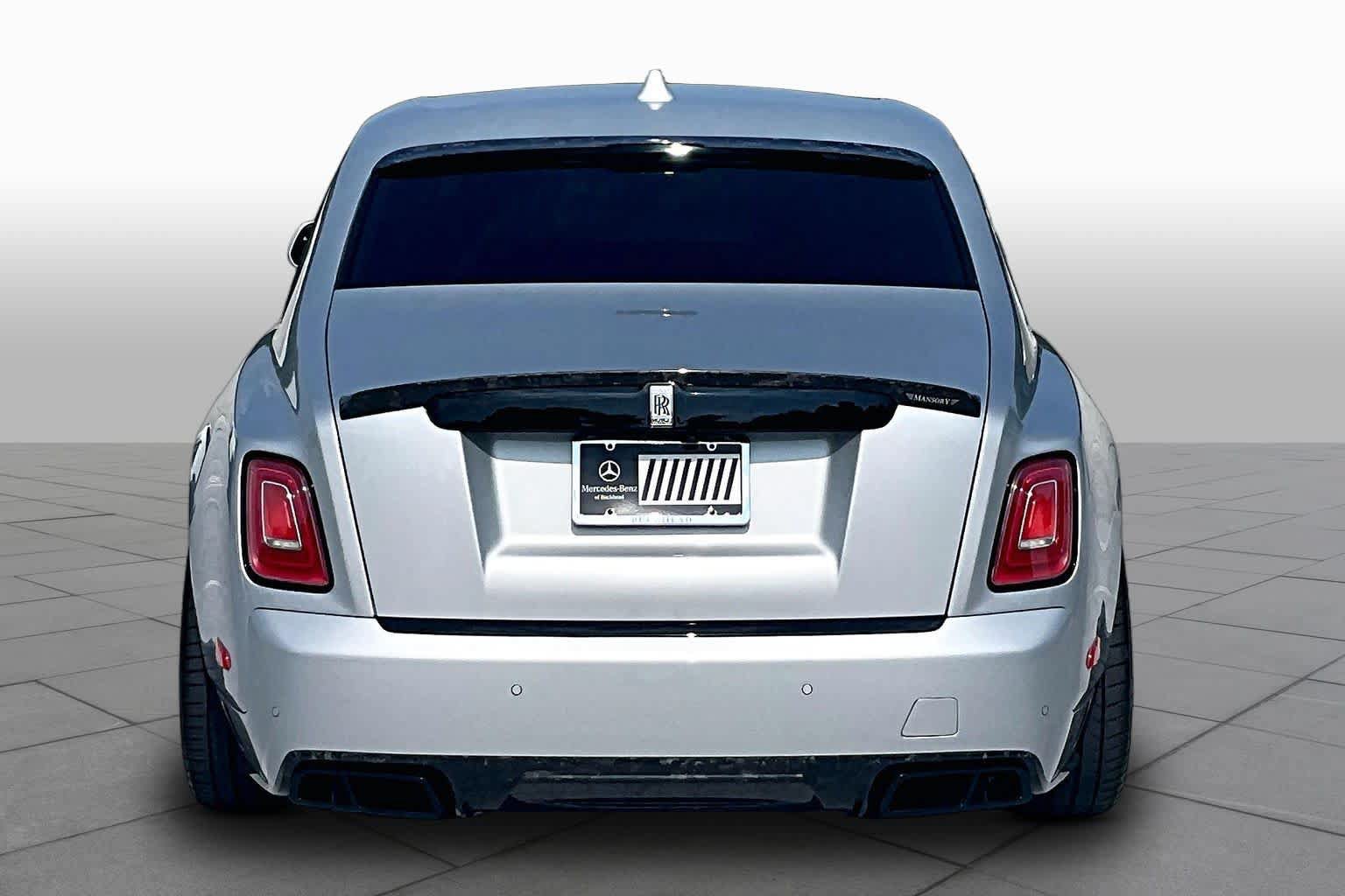 Used 2024 Rolls-Royce Phantom Sedan RWD image 5