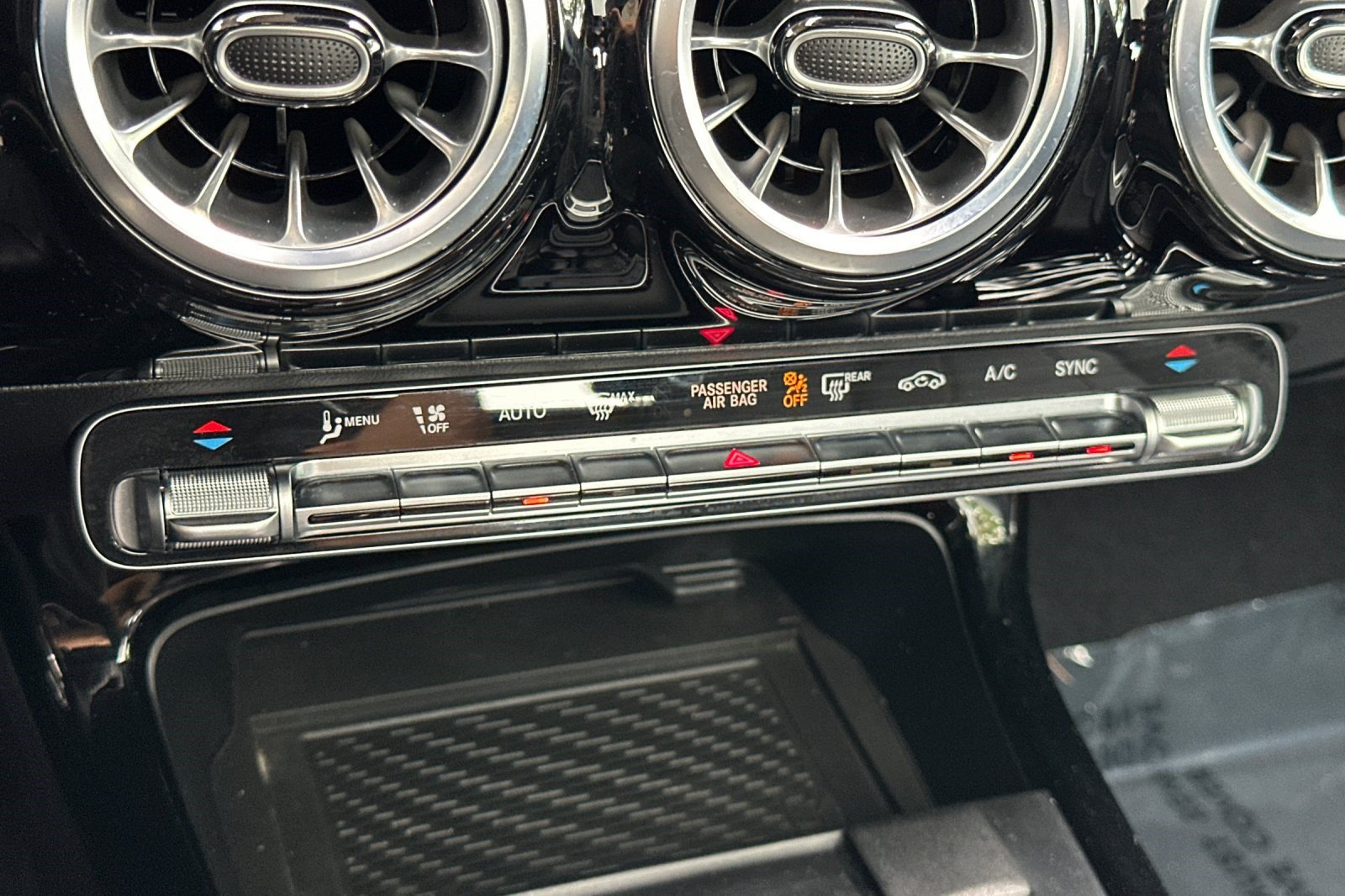 Certified 2025 Mercedes-Benz CLA 250 4MATIC image 28