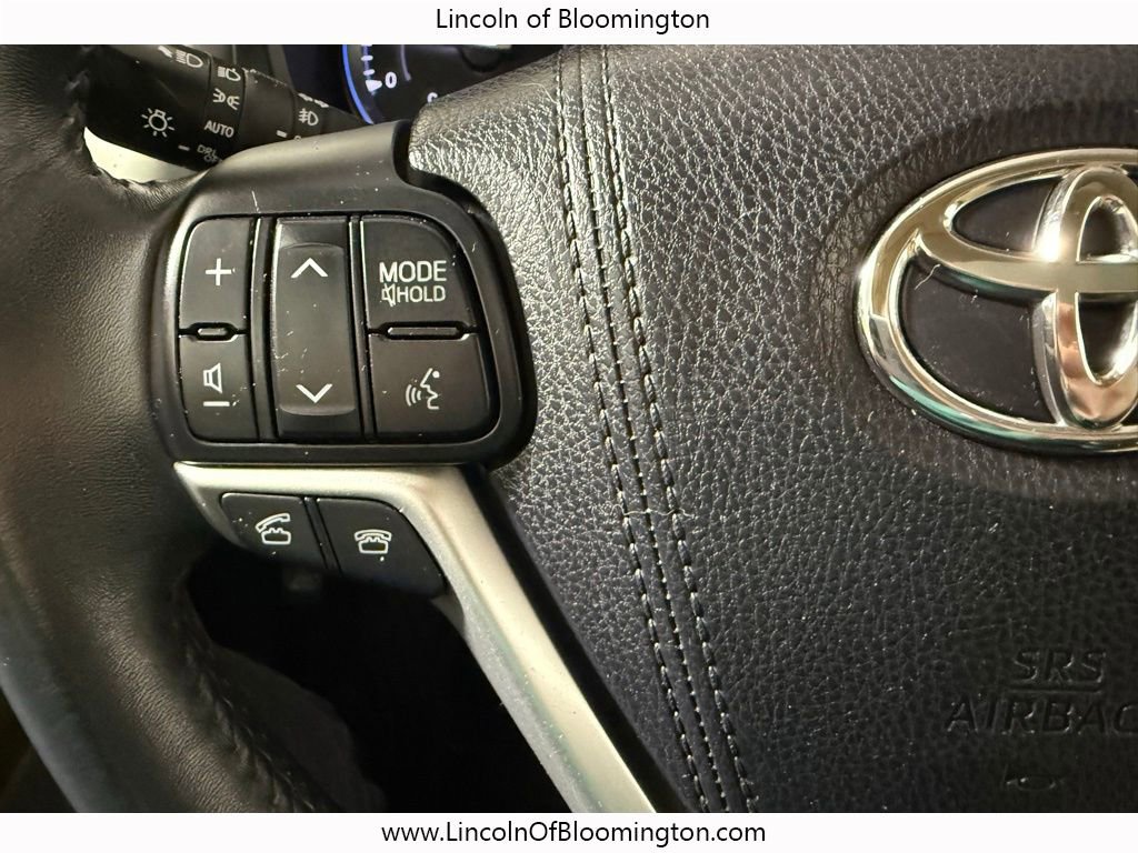 Used 2015 Toyota Highlander XLE image 34