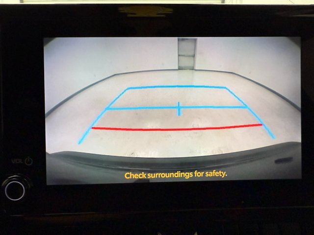 Used 2023 Toyota Corolla SE image 19