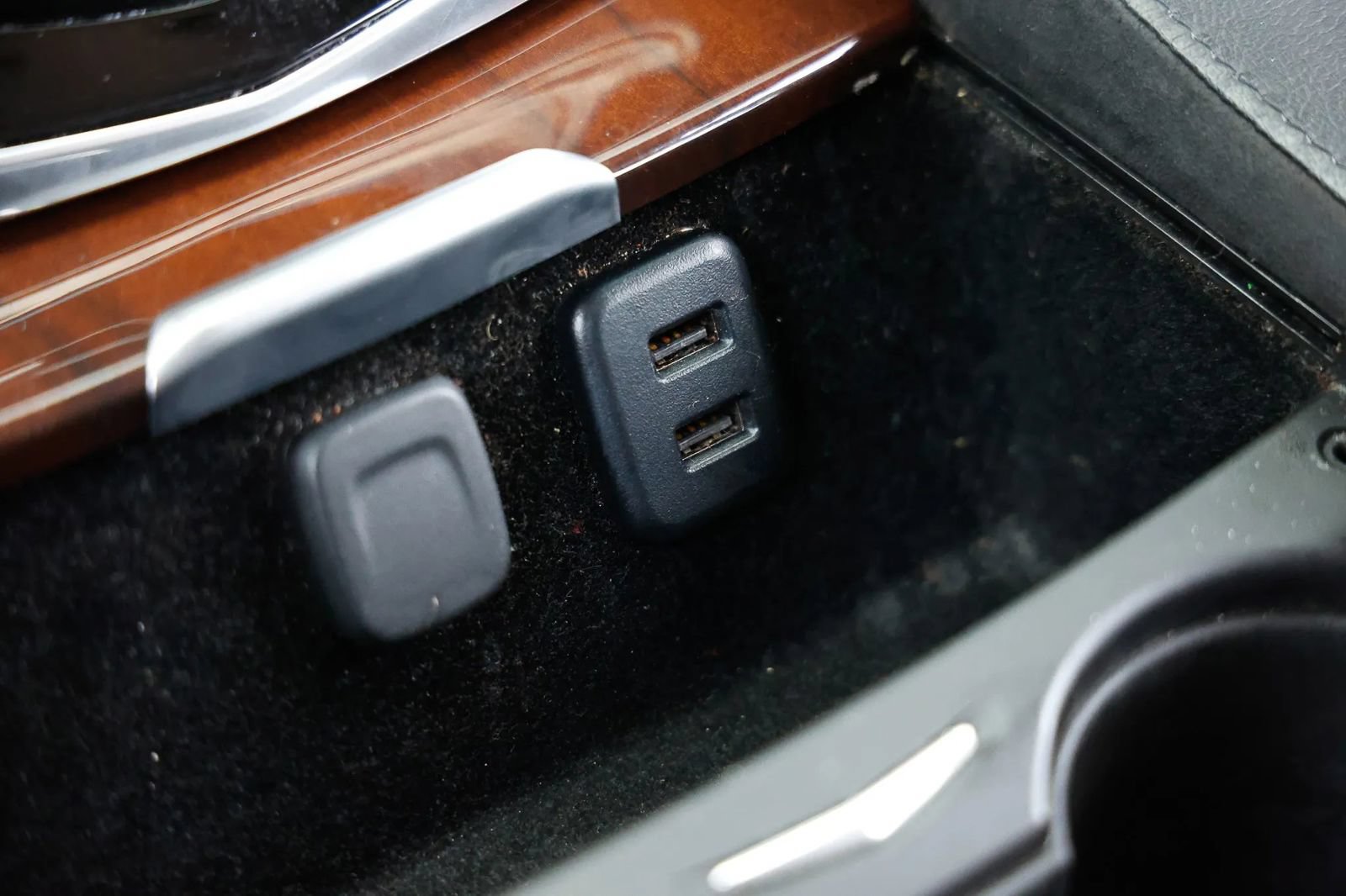 Used 2016 Cadillac Escalade 2WD image 38