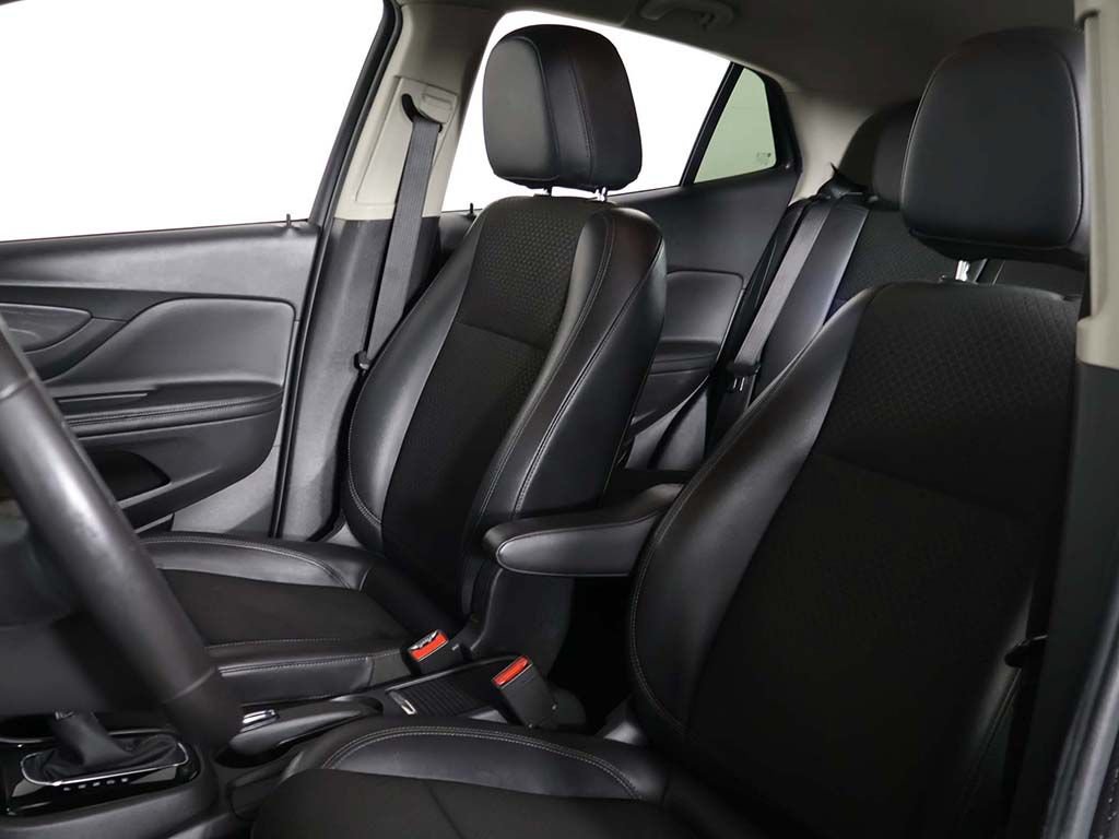 Used 2020 Buick Encore Preferred w/ Safety Package FWD image 25