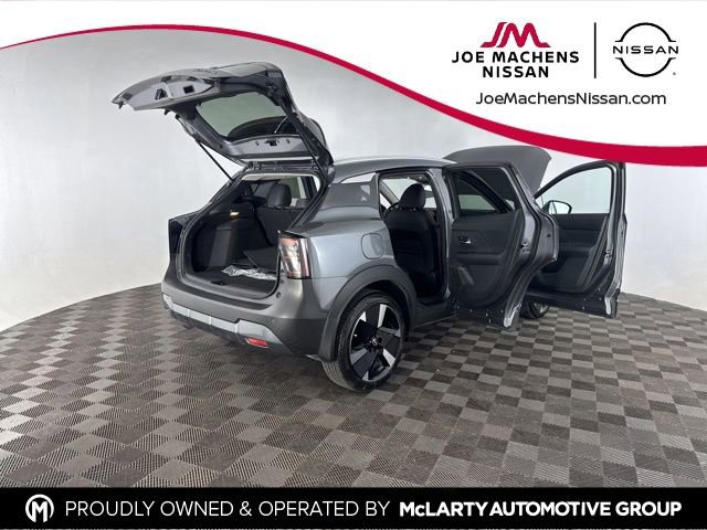 Certified 2025 Nissan Kicks SR image 14