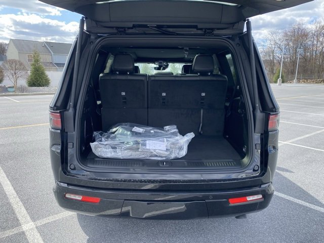New 2025 Jeep Wagoneer Series II w/ Premium Group I image 7