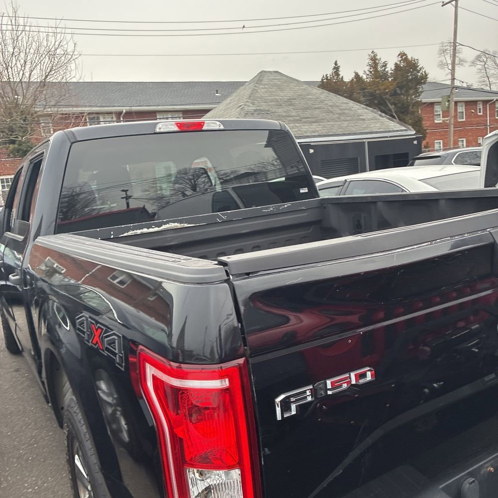 Used 2016 Ford F150 XLT image 4