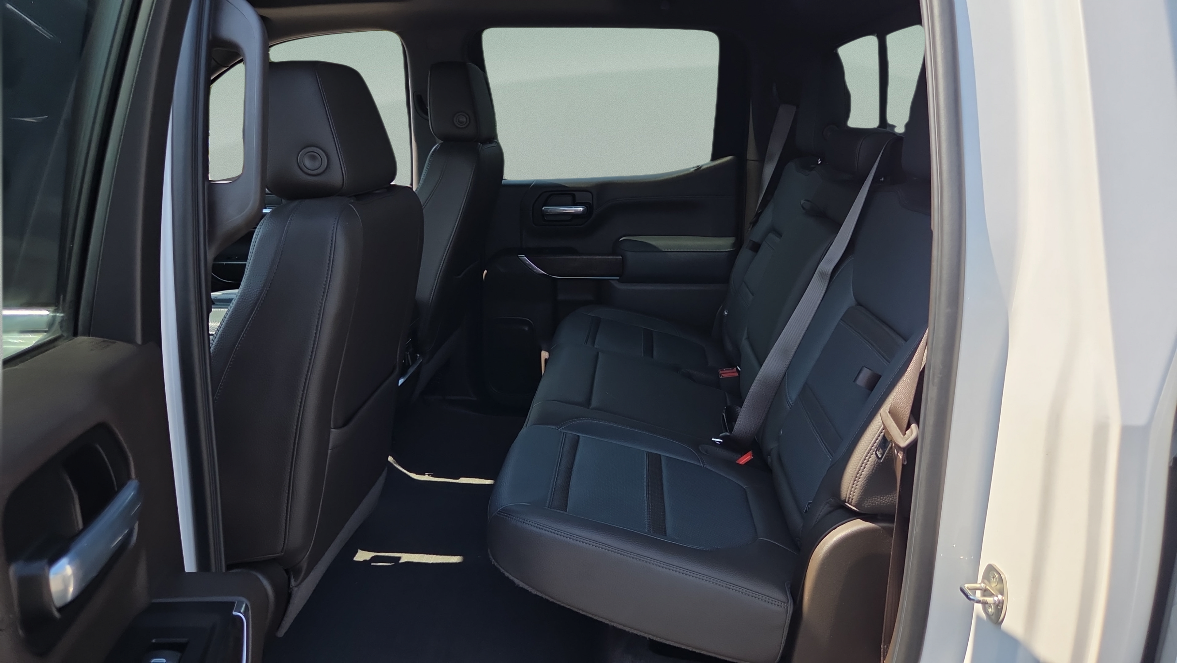 Used 2020 GMC Sierra 1500 Denali w/ Denali Ultimate Package AWD/4WD image 10