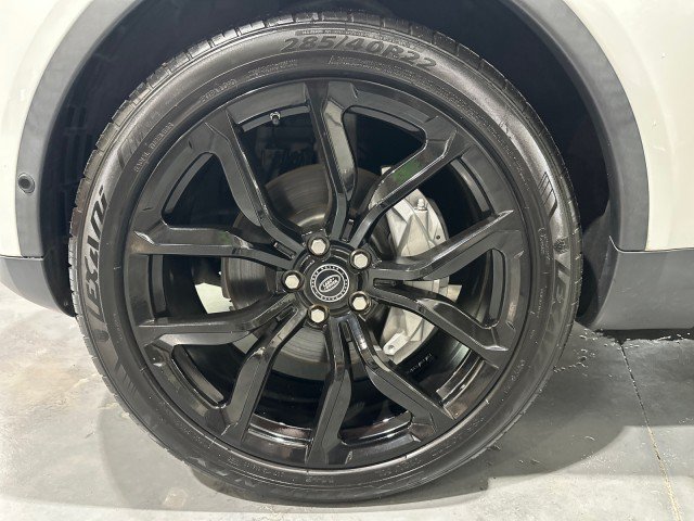 Used 2019 Land Rover Discovery SE AWD/4WD image 7