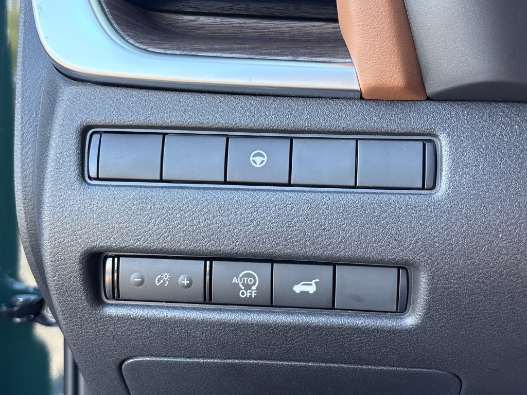 New 2026 Nissan Rogue Platinum AWD/4WD image 9