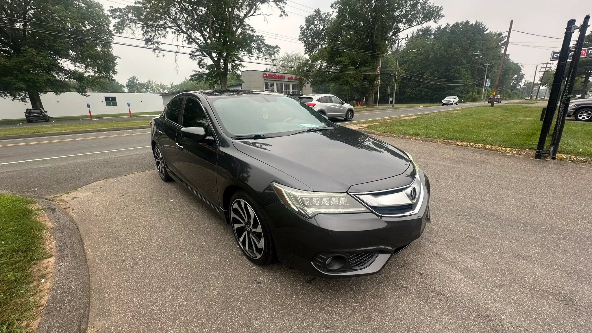 Used 2016 Acura ILX FWD image 3