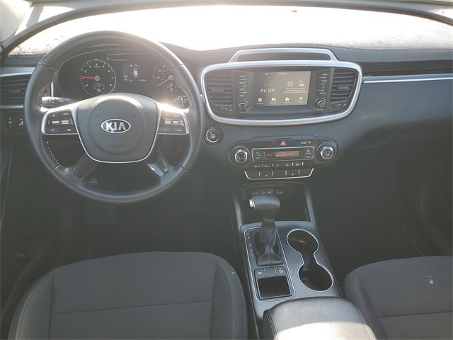 Used 2020 Kia Sorento S image 13
