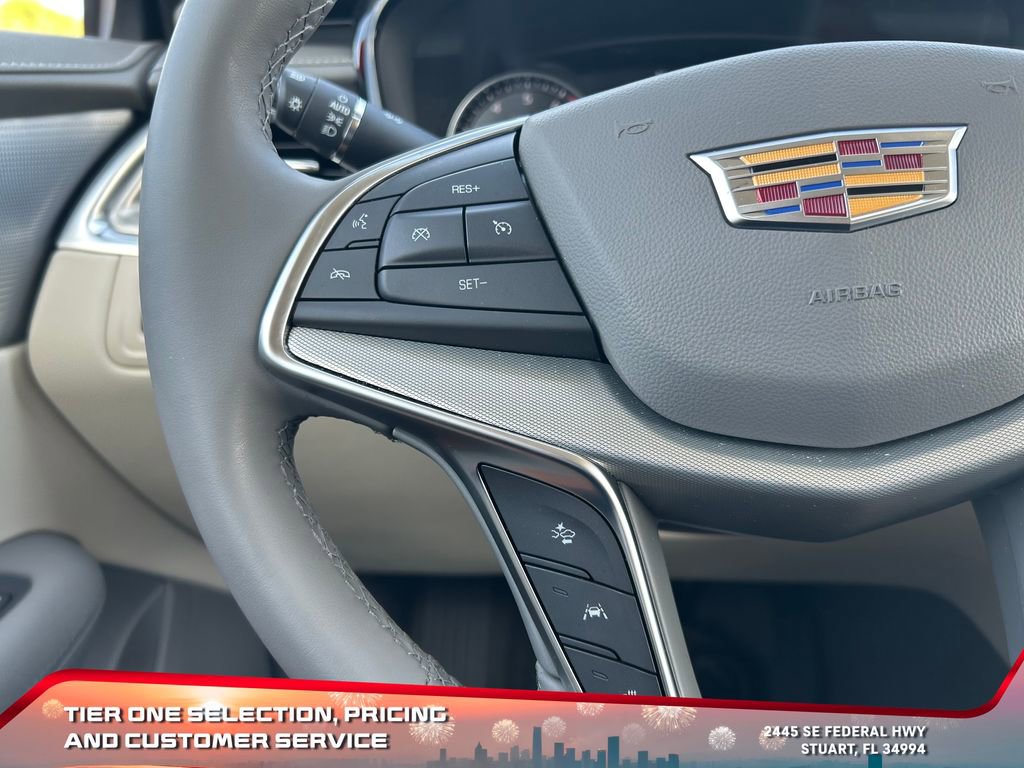 Used 2025 Cadillac XT5 Premium Luxury image 25