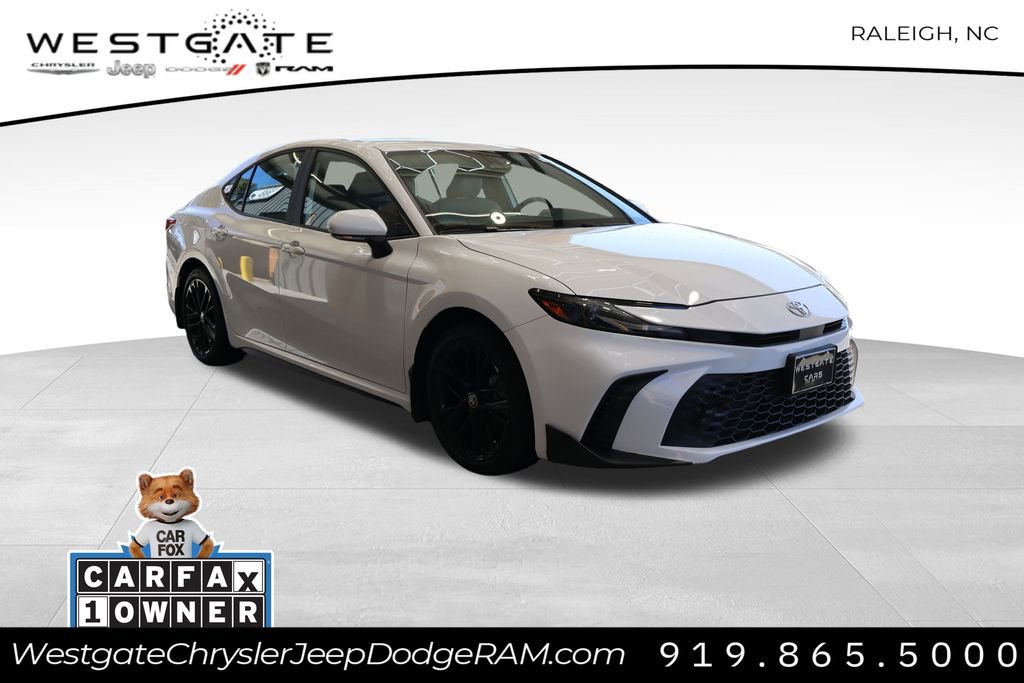Used 2025 Toyota Camry SE