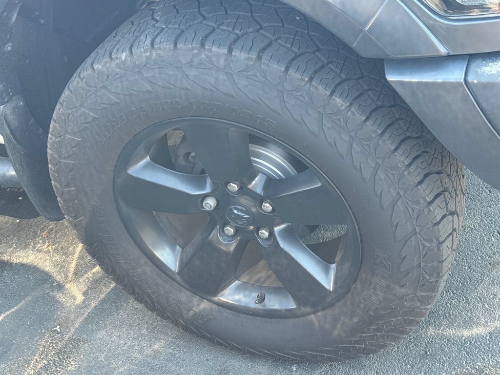 Used 2019 RAM 1500 Warlock AWD/4WD image 9