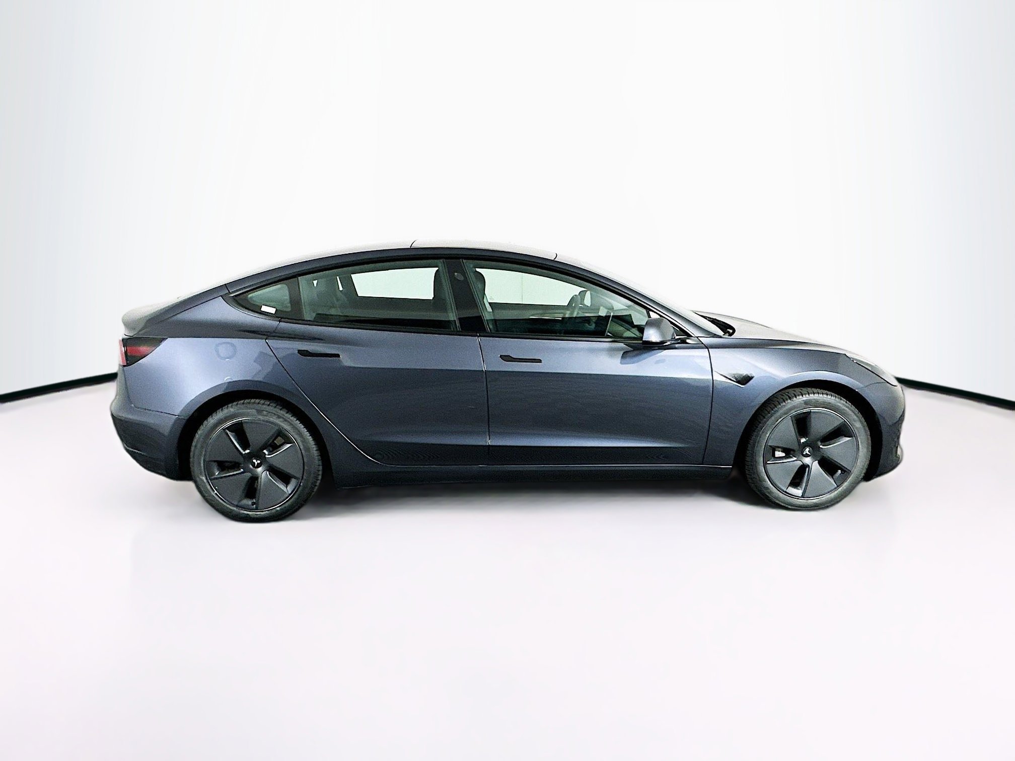Used 2023 Tesla Model 3 Standard Range RWD image 10