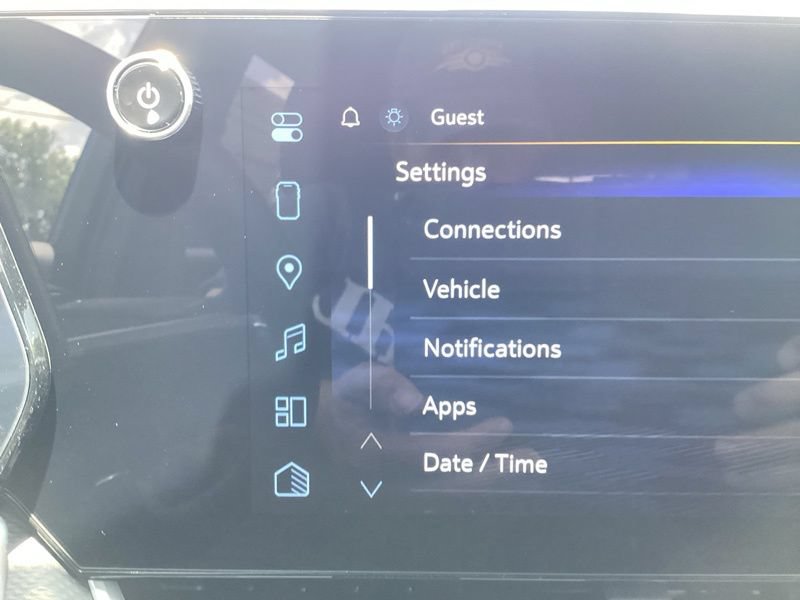 New 2027 Chevrolet Equinox LT w/ Safety and Technology Package AWD/4WD image 39