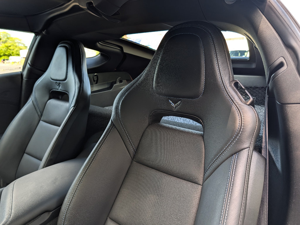 Used 2018 Chevrolet Corvette Grand Sport RWD image 17