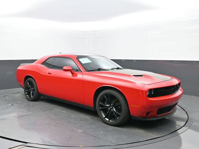 Used 2018 Dodge Challenger SXT Plus image 7