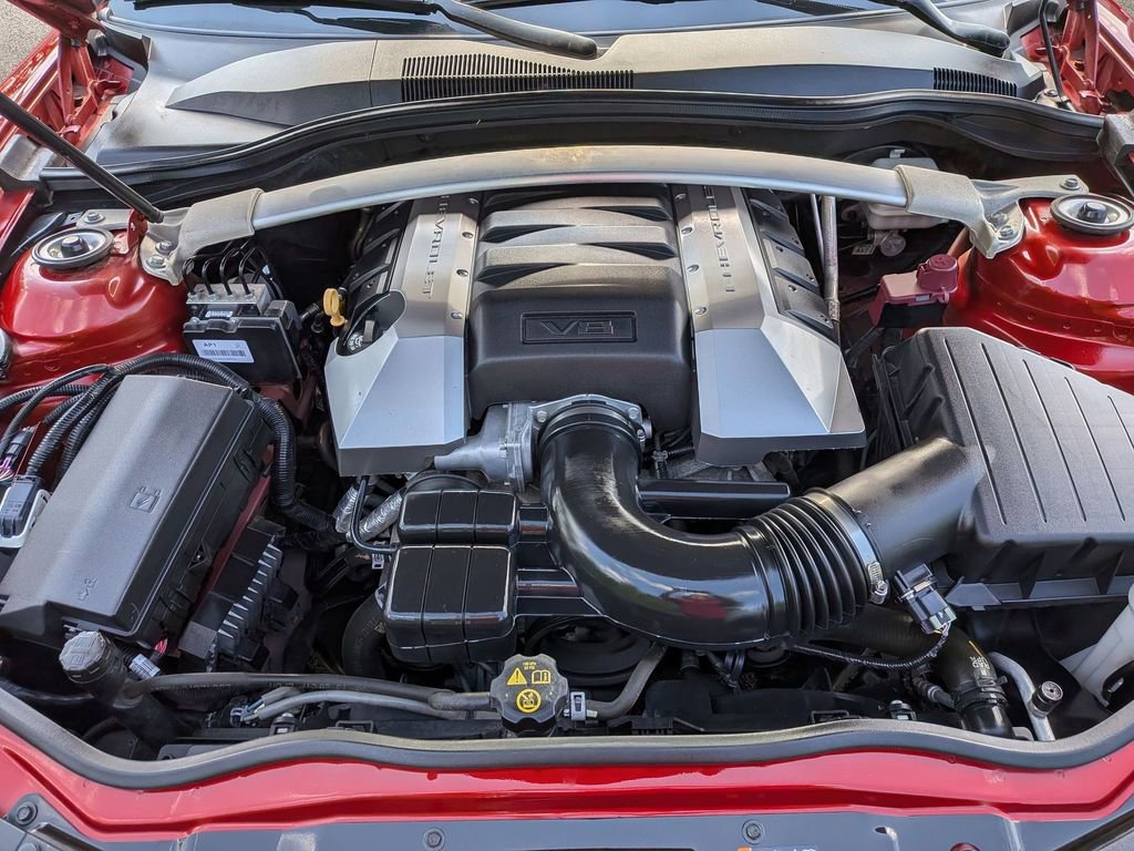 Used 2015 Chevrolet Camaro SS w/ SS Performance Package RWD image 22