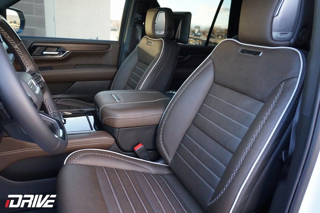 Used 2026 GMC Yukon Denali Ultimate image 19