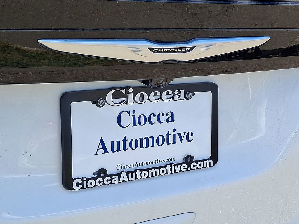 New 2026 Chrysler Voyager LX image 20