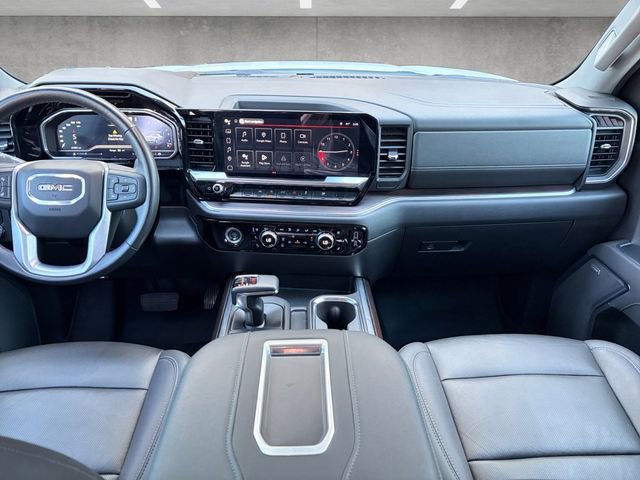 Certified 2022 GMC Sierra 1500 SLT w/ SLT Convenience Package image 3