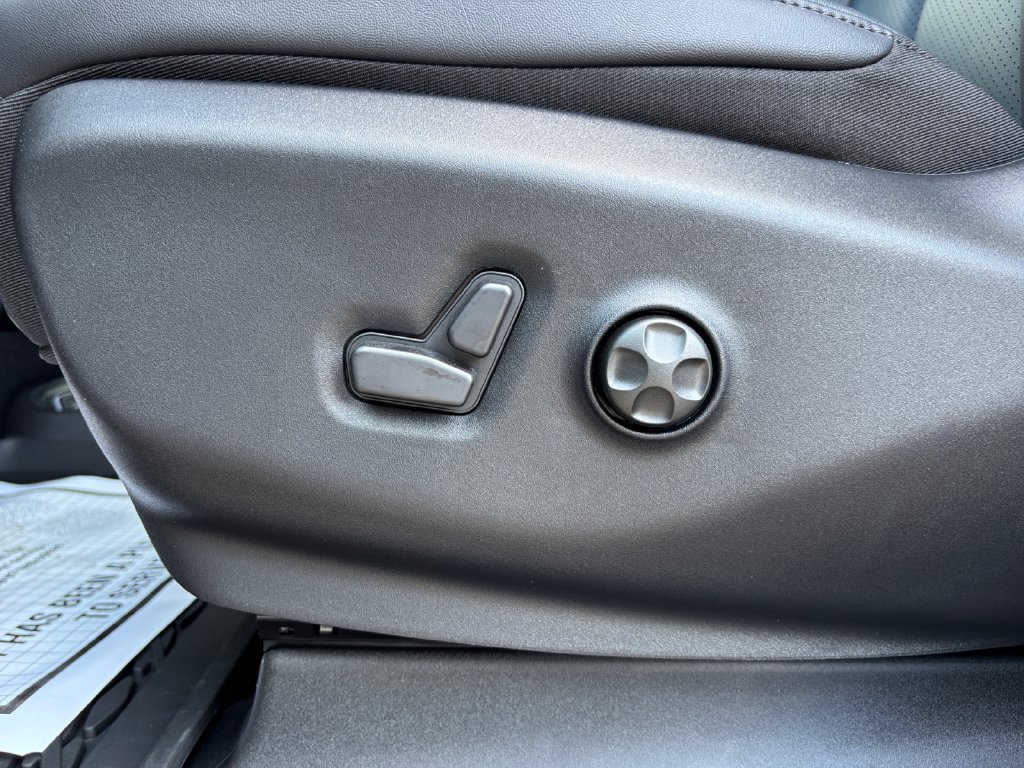 New 2027 Chrysler Pacifica LX FWD image 25