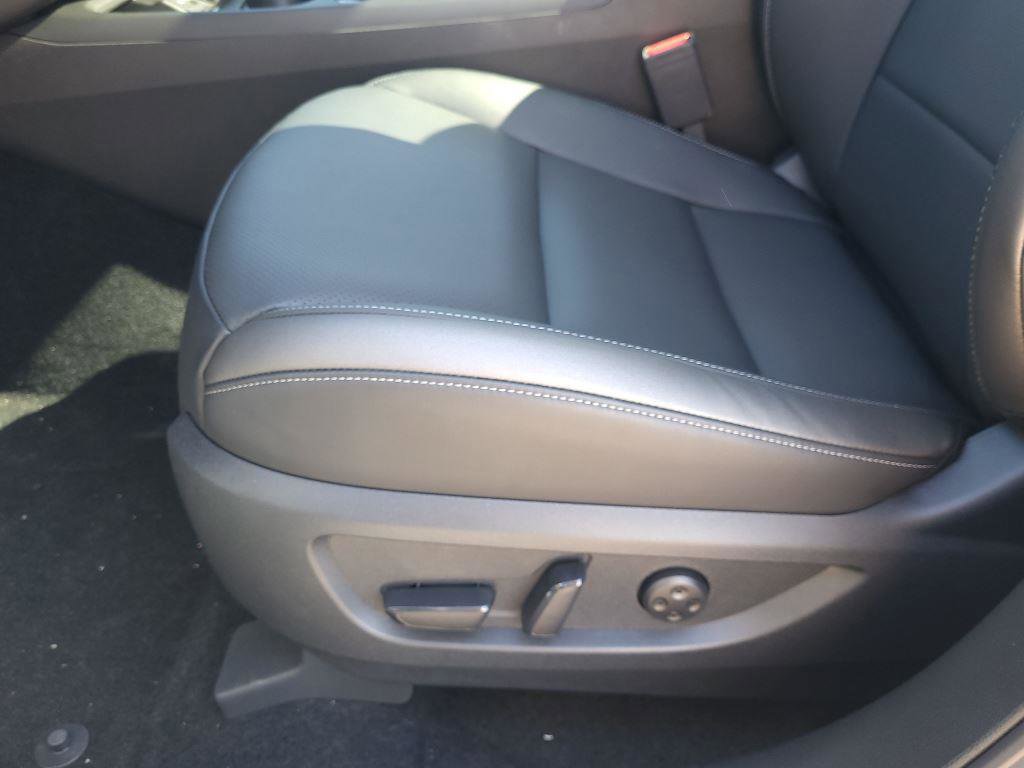 Used 2024 INFINITI QX50 Luxe FWD image 7