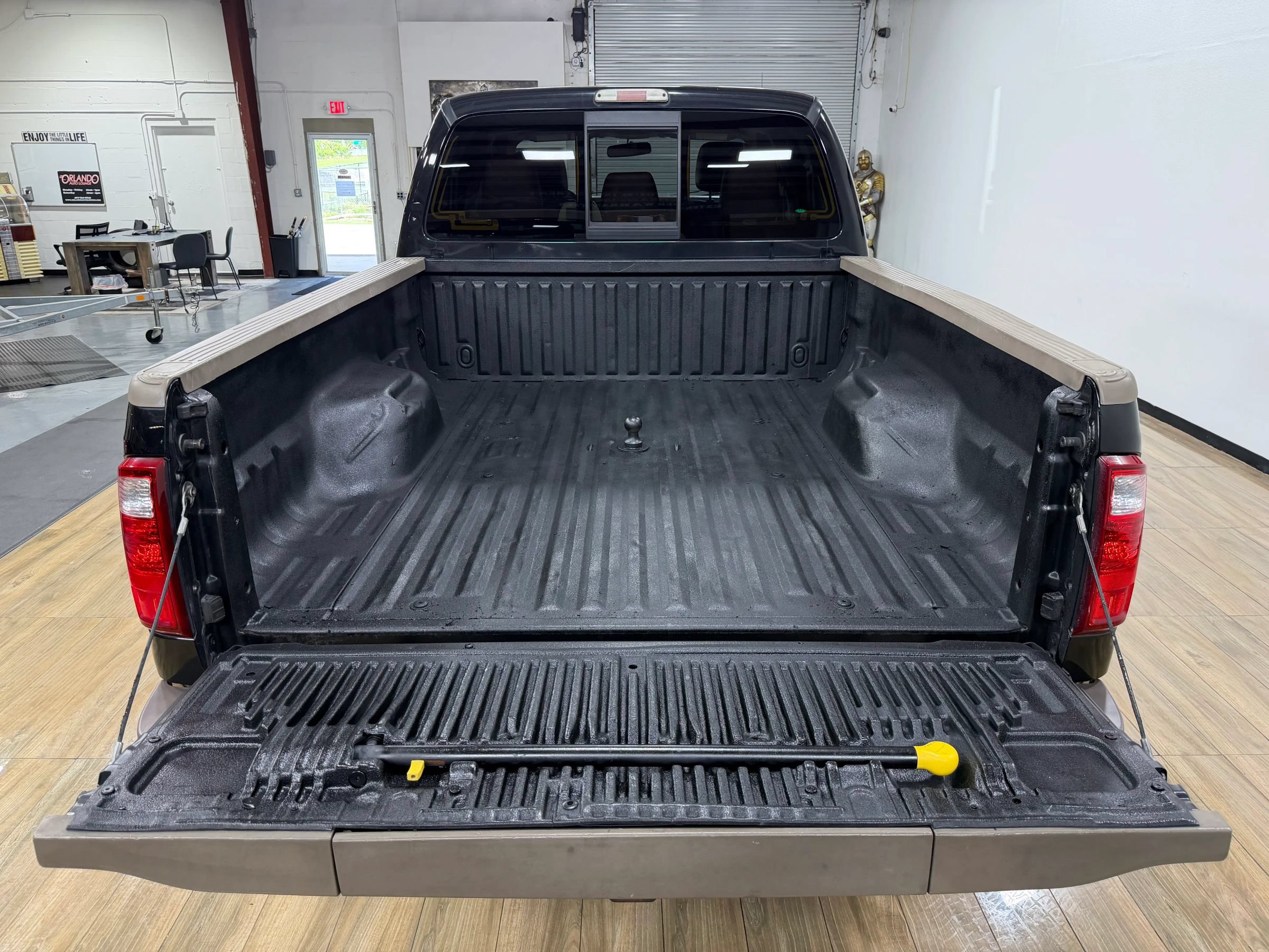 Used 2013 Ford F250 King Ranch w/ FX4 Off Road Pkg AWD/4WD image 8