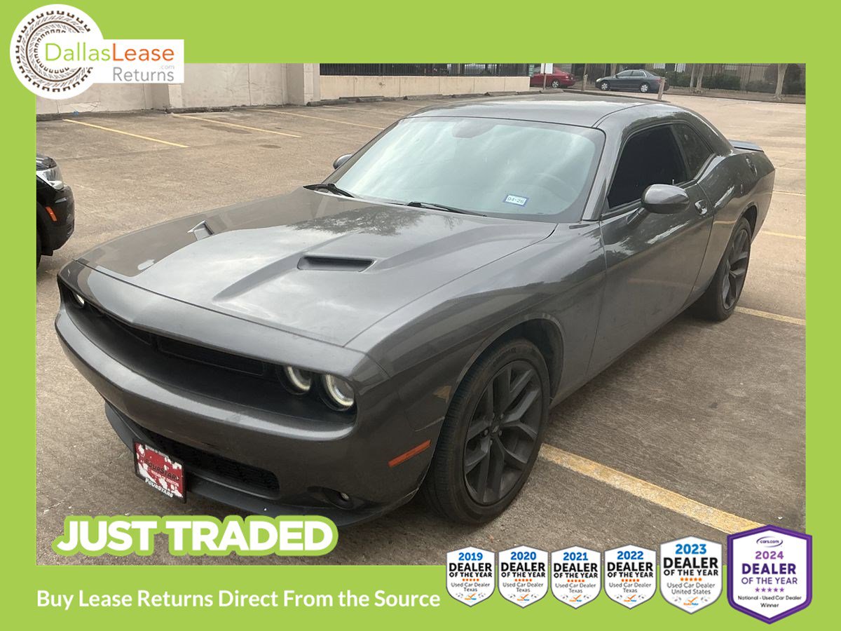Used 2021 Dodge Challenger SXT w/ Blacktop Package image 1