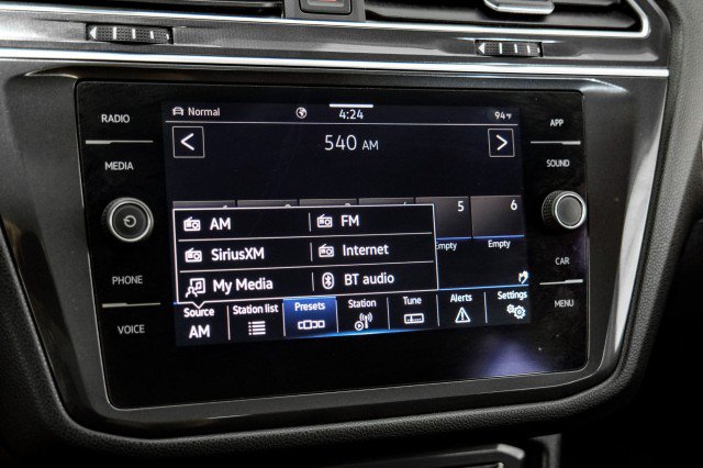 Used 2021 Volkswagen Tiguan SE R-Line AWD/4WD image 27